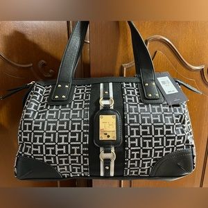 Tommy Hilfiger purse. New never used